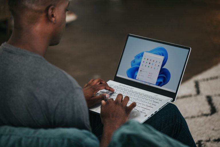 Microsoft ya imagina el futuro de Windows: adiós al teclado y al ratón, hola al “máquina, haz esto por mí”