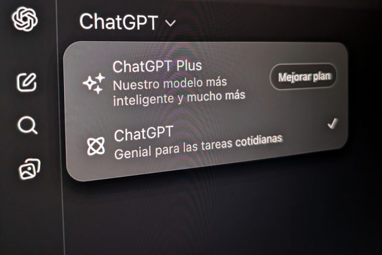 Tenemos un problema con la opacidad de la IA: GPT-5 tiene muchas versiones, pero OpenAI decide cuál usar por ti